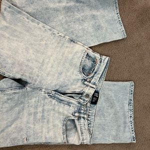 Gap size 4, high waisted acid wash jeans.
